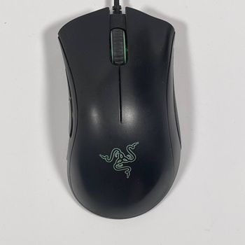 Razer DeathAdder Chroma - Multi-Color Ergonomic Gaming Mouse - 10,000 DPI Sensor