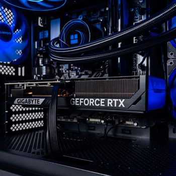 Ryzen 7 8700F B650M WIFI 32GB DDR5 1TB SSD RTX 5070 12GB for sale