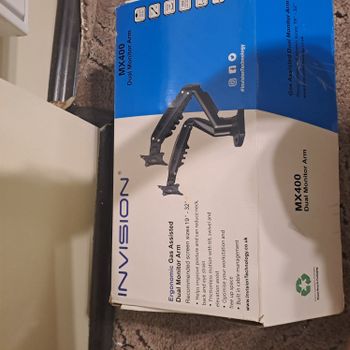Invasion mx 400 monitoriu laikikils