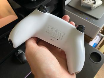Get Sony Playstation 5 Dualsense White Controller / Pultelis 