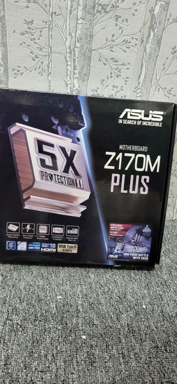 Galingas/išvaizdus žaidimų kompiuteris 