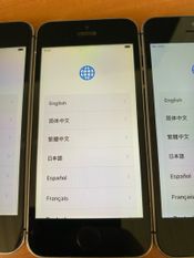 Apple iPhone SE 64GB Space Gray