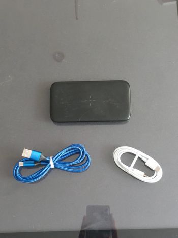 Power bank 5000mAh + 2 laidai | usb-c & usb-a | Wireless įkrovimas