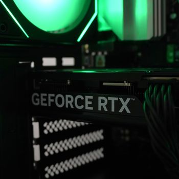 Ryzen 7 8700F B650M WIFI 32GB DDR5 1TB NVMe SSD RTX 5060 Ti 16GB