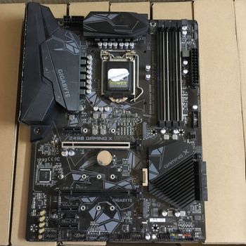 Gigabyte Z490 GAMING X Intel Z490 ATX DDR4 LGA1200 2 x PCI-E x16 Slots Motherboard