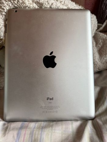 Buy Apple iPad 2 Wi-Fi 16GB White