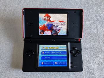 Nintendo DS Lite rojo dragón 