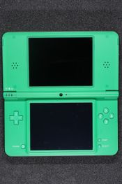 Nintendo DSi XL, Green