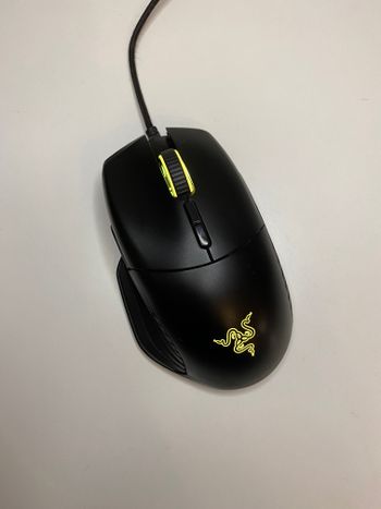 Razer Basilisk žaidimų pelė gaming mouse