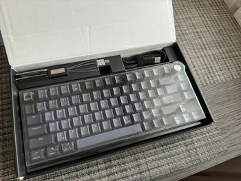 Corsair K65 Plus