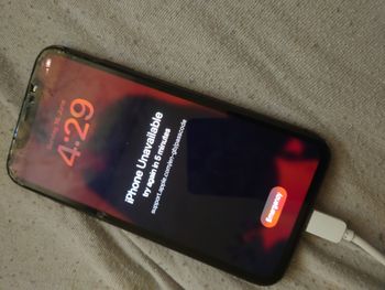 Get Apple iPhone 11 256GB Black