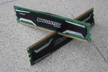 Crucial Ballistix Sport 4 GB (1 x 4 GB) DDR3-1600 Black / Silver PC RAM
