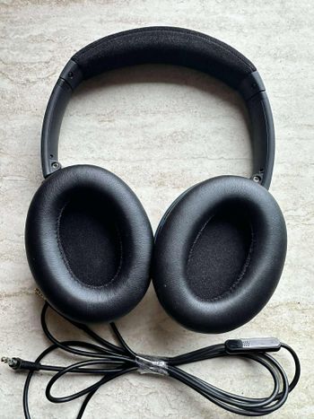 Redeem Bose QuietComfort 25