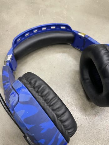 Redeem Trust GXT 488 Forze-G ps4 ausines. 