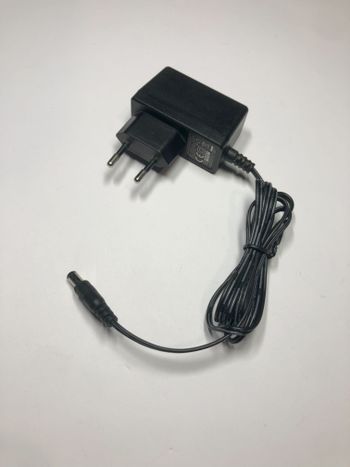 Switching Power Supply YHSW-050100VA 5V 1A 5.5 x 2.1mm Power Adapter Charger