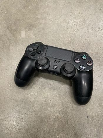 originalus ps 4 pultelis