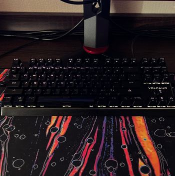 Modecom Lanparty Volcano RGB Brown switches