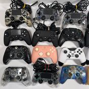 20x PowerA, NACON, Gioteck, 8BitDo, Turtle Beach Controllers FOR PARTS OR REPAIR
