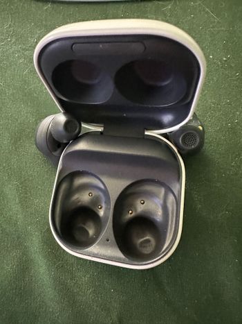 Buy Samsung Galaxy Buds FE