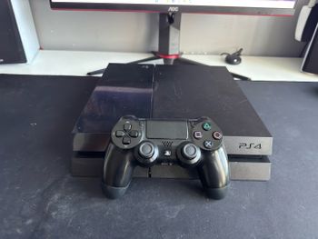 Playstation 4 su pulteliu