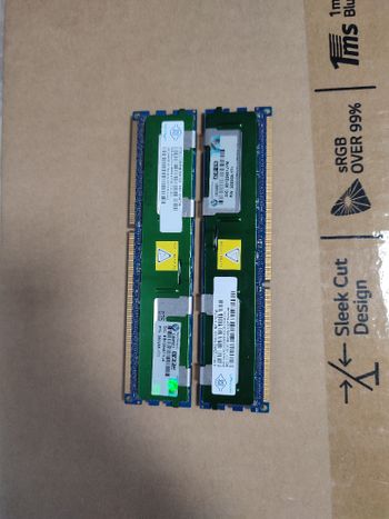 HP 8 GB (1 x 8 GB) DDR3-1333 Black / Green PC RAM