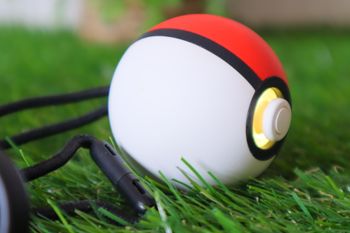 Get Pokeball Plus Nintendo switch