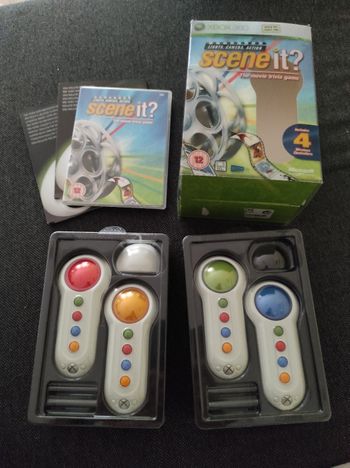Scene it? Xbox 360 pulteliai su zaidimu