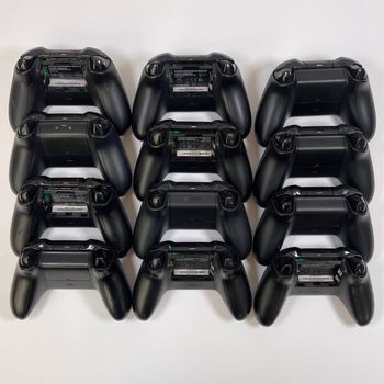 12x Microsoft Xbox Wireless Controllers for Xbox One/Series X/S/PC - FOR PARTS for sale