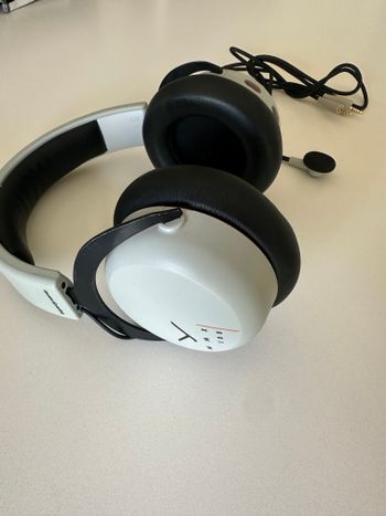 Beyerdynamic mmx 100