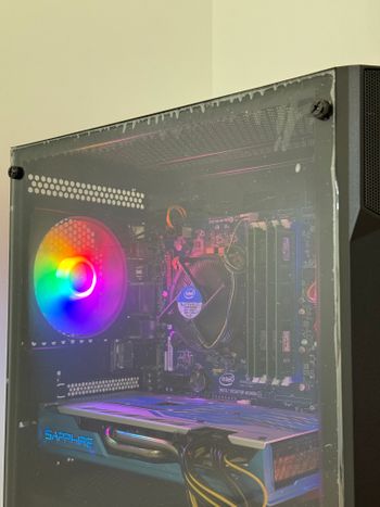Redeem Stacionarus Žaidimų/Darbo Kompiuteris RX 580 8GB I5 3470 32GB RAM 750GB