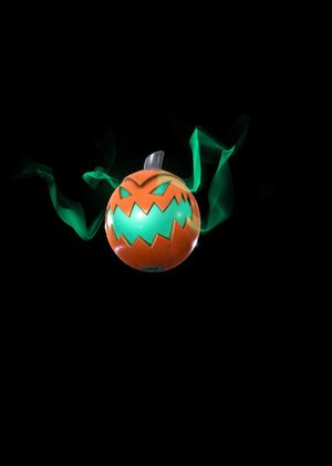 Fortnite - Pumpkin Bomb Back Bling (DLC) Epic Games Key GLOBAL
