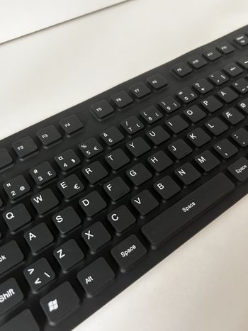 Redeem Logilink Lanksti Vandeniui Atspari USB Klaviatūra 