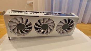 Gigabyte GeForce RTX 3070 8 GB 1500-1815 Mhz PCIe x16 GPU