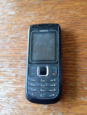 Nokia 1680c-2