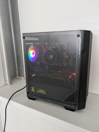 Ryzen 5 2600 / 16GB / 512GB / GTX1080TI 11GB for sale