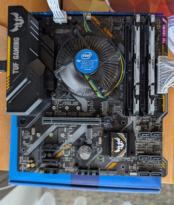 Asus TUF b360m-plus gaming + Intel 9400 i5 cpu. RAM neparduodu!