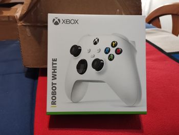 Xbox Wireless Controller - Robot White NUEVO (PRECINTADO)