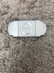 PSP 2000, Silver, 16GB