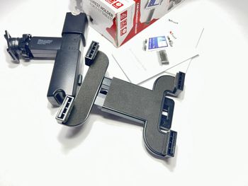 Get Trust 18639-02 Universal Car Headrest Tablet Mount (New, Open Box)