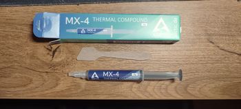 Termo pasta ARCTIC MX-4, 4g, su mentele