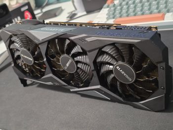 Gigabyte GeForce RTX 2070 SUPER 8 GB 1605-1785 Mhz PCIe x16 GPU