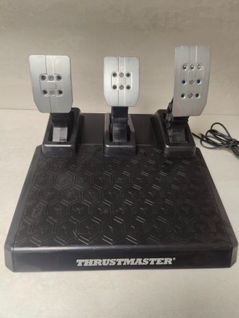 Thrustmaster T3pa pedalai. Su defektu PS5, PS4, PS3, Xbox series, Xbox ONE, PC