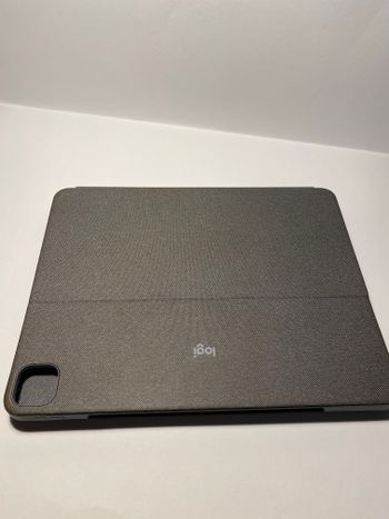 Logitech Combo Touch iPad Pro 12.9” 4th ir 5th gen klaviatūra tablet keybord for sale