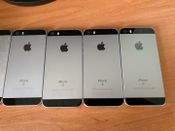 Apple iPhone SE 64GB Space Gray