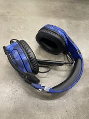 Trust GXT 488 Forze-G ps4 ausines. 