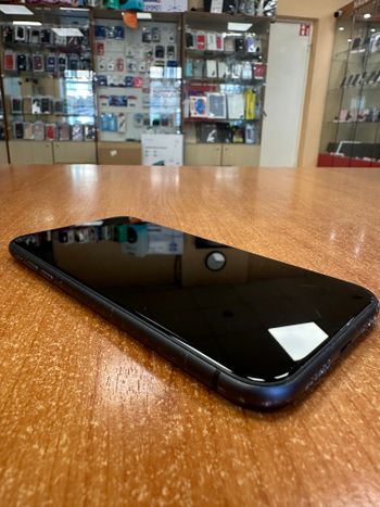 Redeem Apple iPhone 11 128GB Black