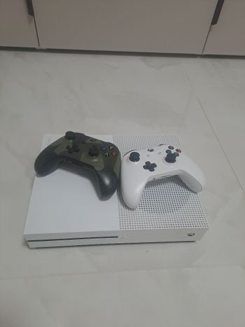 Xbox One S 1TB