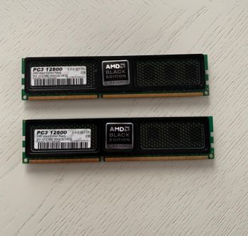 AMD Performance Edition 4 GB (2 x 2 GB) DDR3-1600 Black / Red PC RAM