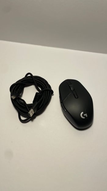 Buy Logitech G303 Shroud Edition žaidimų pelė