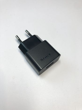 Original Sony UCH-20 5V 1500mA Charger – Reliable & Efficient Charging!
